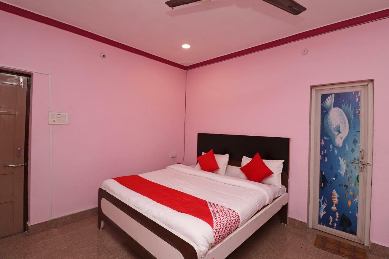 Oyo 31112 Hotel Abhinandan Palace Raipur  Bagian luar foto