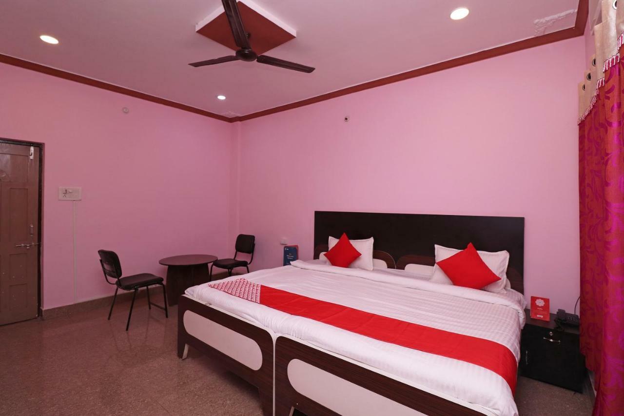 Oyo 31112 Hotel Abhinandan Palace Raipur  Bagian luar foto