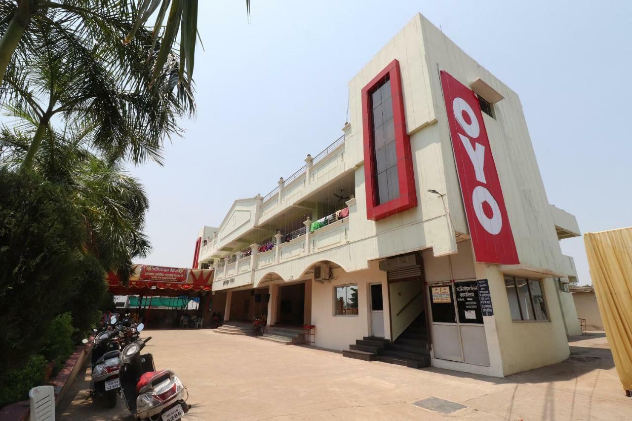 Oyo 31112 Hotel Abhinandan Palace Raipur  Bagian luar foto