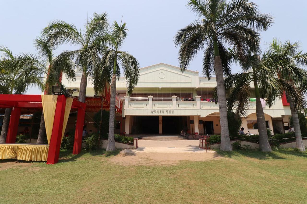 Oyo 31112 Hotel Abhinandan Palace Raipur  Bagian luar foto