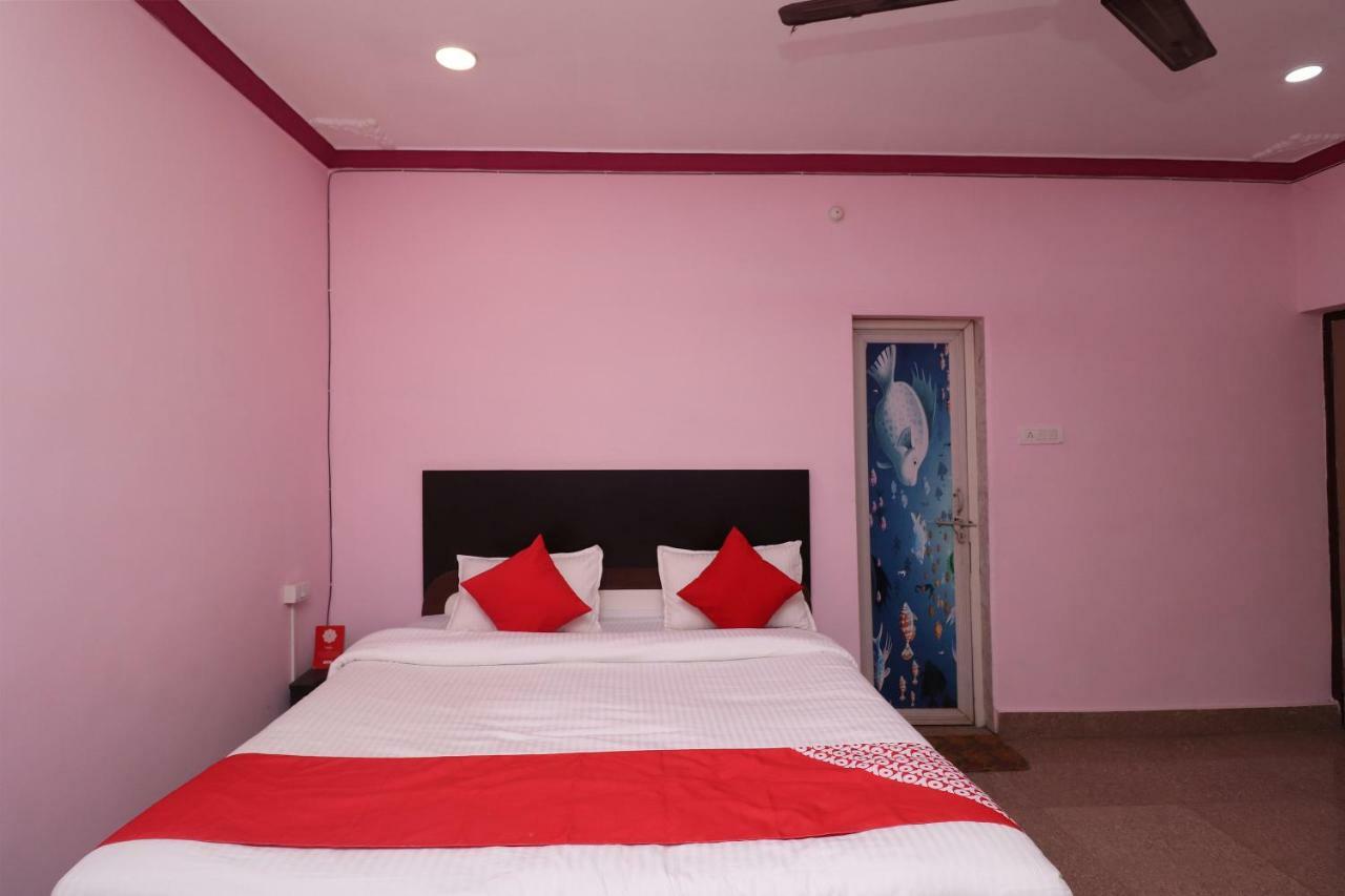 Oyo 31112 Hotel Abhinandan Palace Raipur  Bagian luar foto